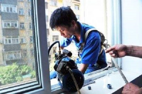 ��ɽ���{(di��o)���b�����Ԓ