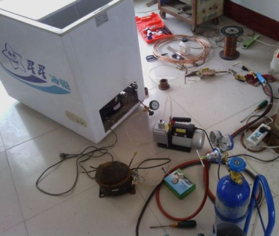 �B�T������ϾS���Ԓ �B�T����S���c(di��n)