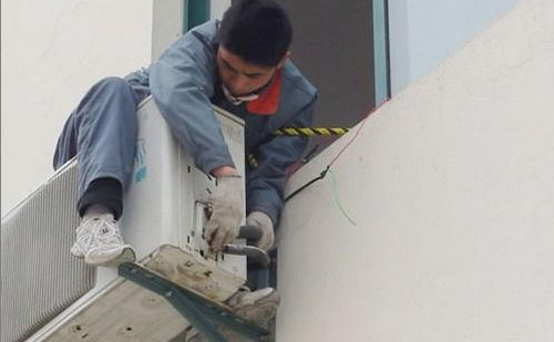 �麣������{(di��o)���ƙC���M�r��_����(w��)�б���