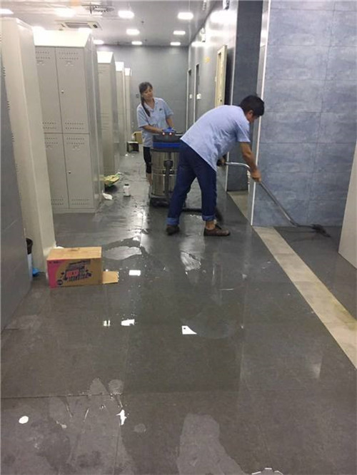 ��������ɽ����l(w��i)�������Ԓ_�S���S��